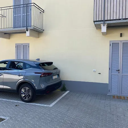 Lora Apartment,free Private Parking, Self Check In