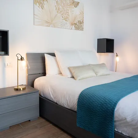 Lora Como Residence, Suite 1, Free Private Parking, Self Check In アパート