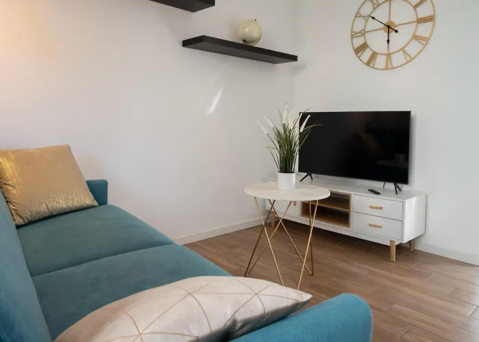 Lora Apartment,free Private Parking, Self Check In דירה *